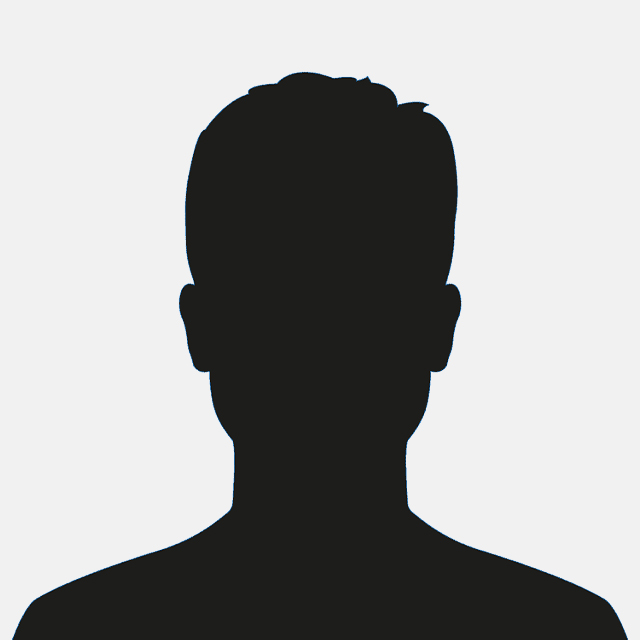 عکس جیمز میلز عکس جیمز میلز